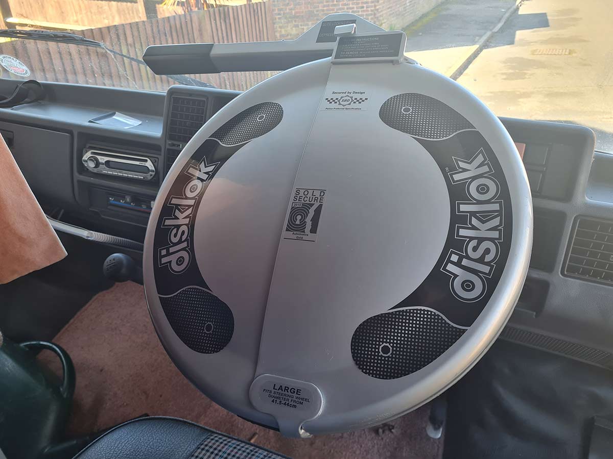 Disklok steering wheel car security