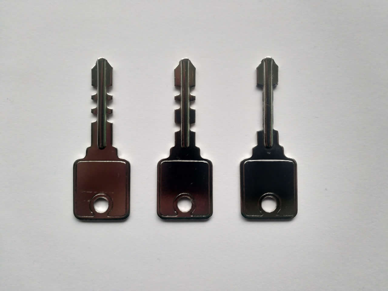 A warded lock skeleton key